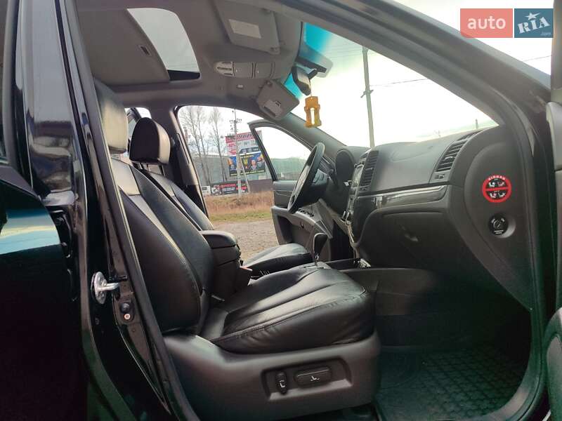 Позашляховик / Кросовер Hyundai Santa FE 2010 в Івано-Франківську