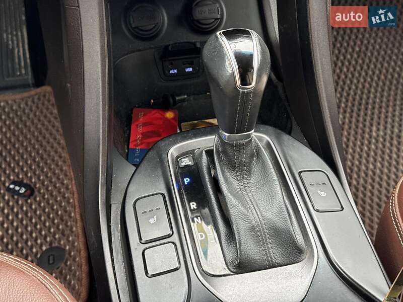 Позашляховик / Кросовер Hyundai Santa FE 2014 в Вінниці