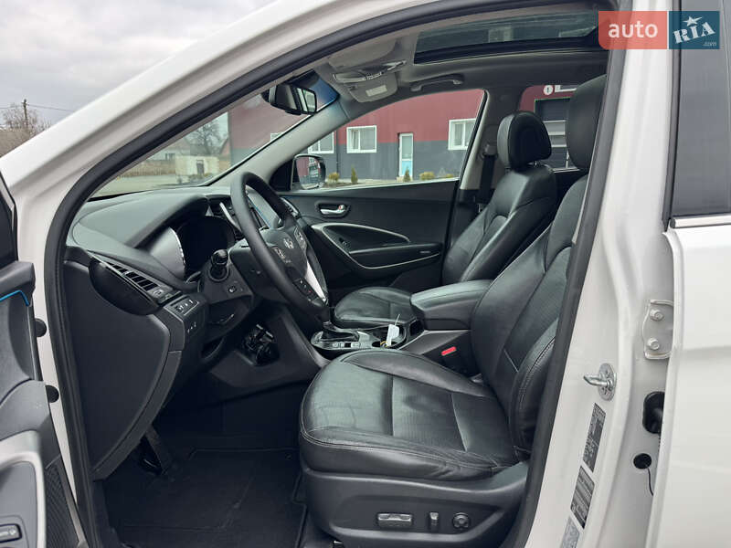 Позашляховик / Кросовер Hyundai Santa FE 2013 в Дубні