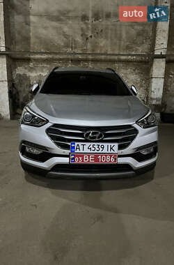 Внедорожник / Кроссовер Hyundai Santa FE 2018 в Ивано-Франковске