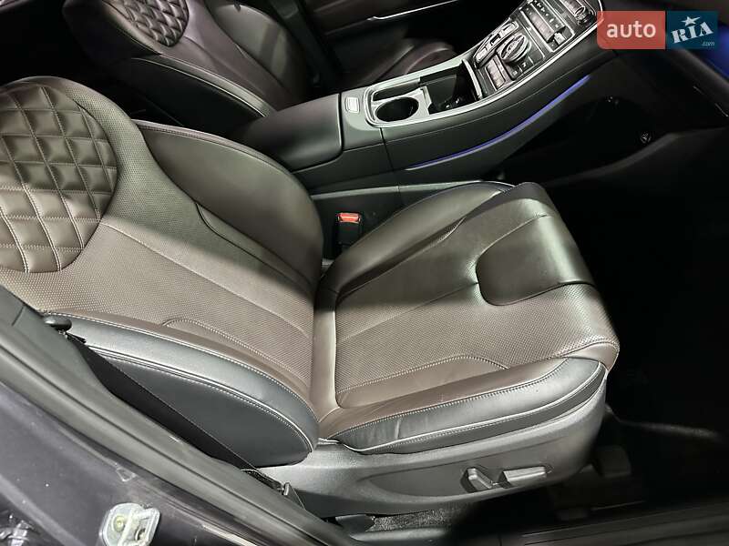 Позашляховик / Кросовер Hyundai Santa FE 2021 в Києві