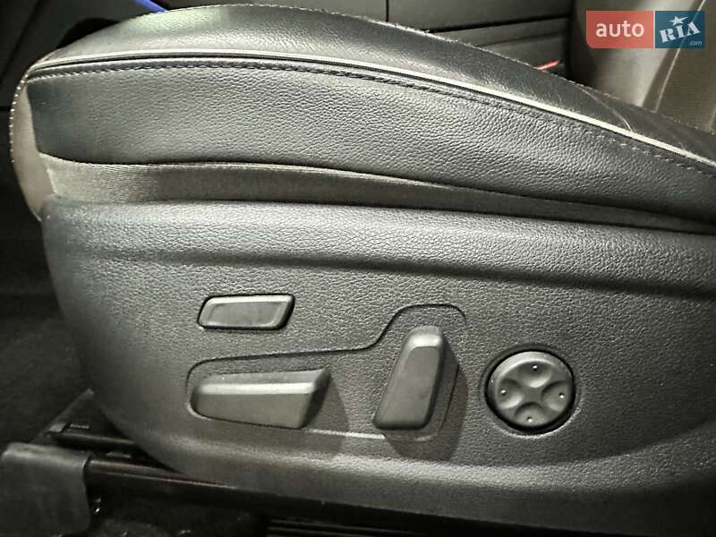 Позашляховик / Кросовер Hyundai Santa FE 2021 в Києві