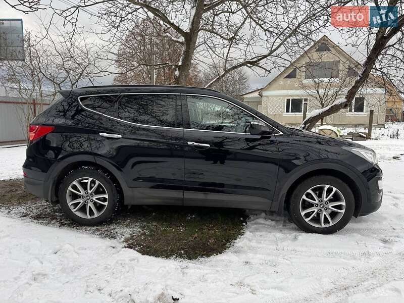 Внедорожник / Кроссовер Hyundai Santa FE 2013 в Киеве
