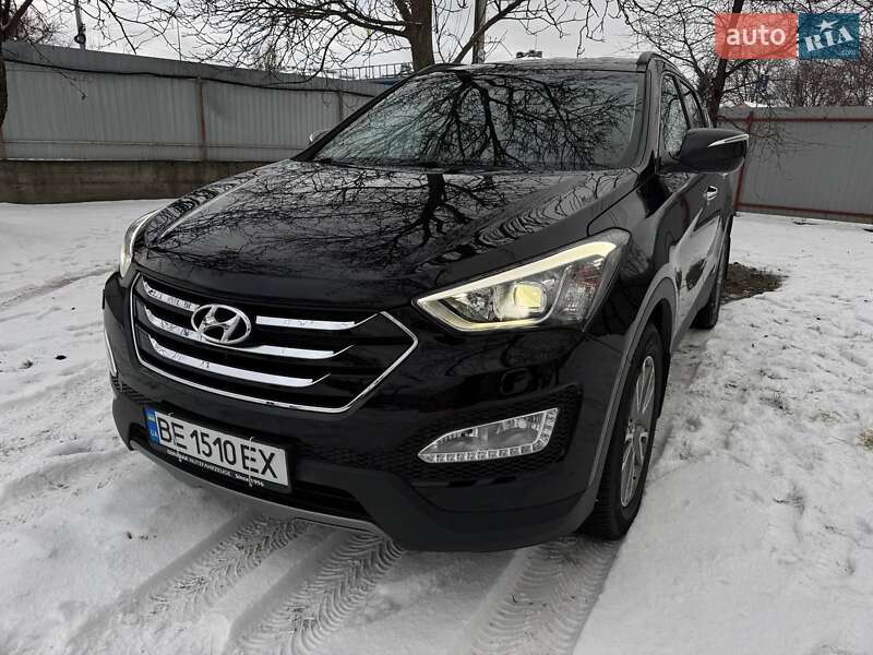 Внедорожник / Кроссовер Hyundai Santa FE 2013 в Киеве