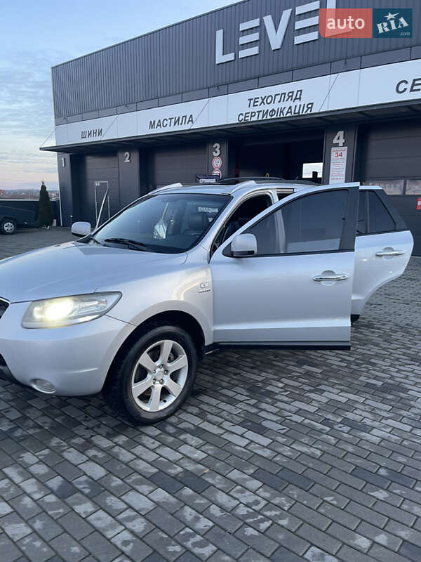 Позашляховик / Кросовер Hyundai Santa FE 2007 в Ужгороді