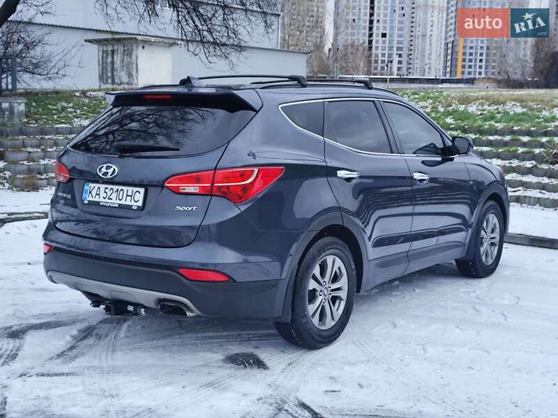 Позашляховик / Кросовер Hyundai Santa FE 2015 в Києві