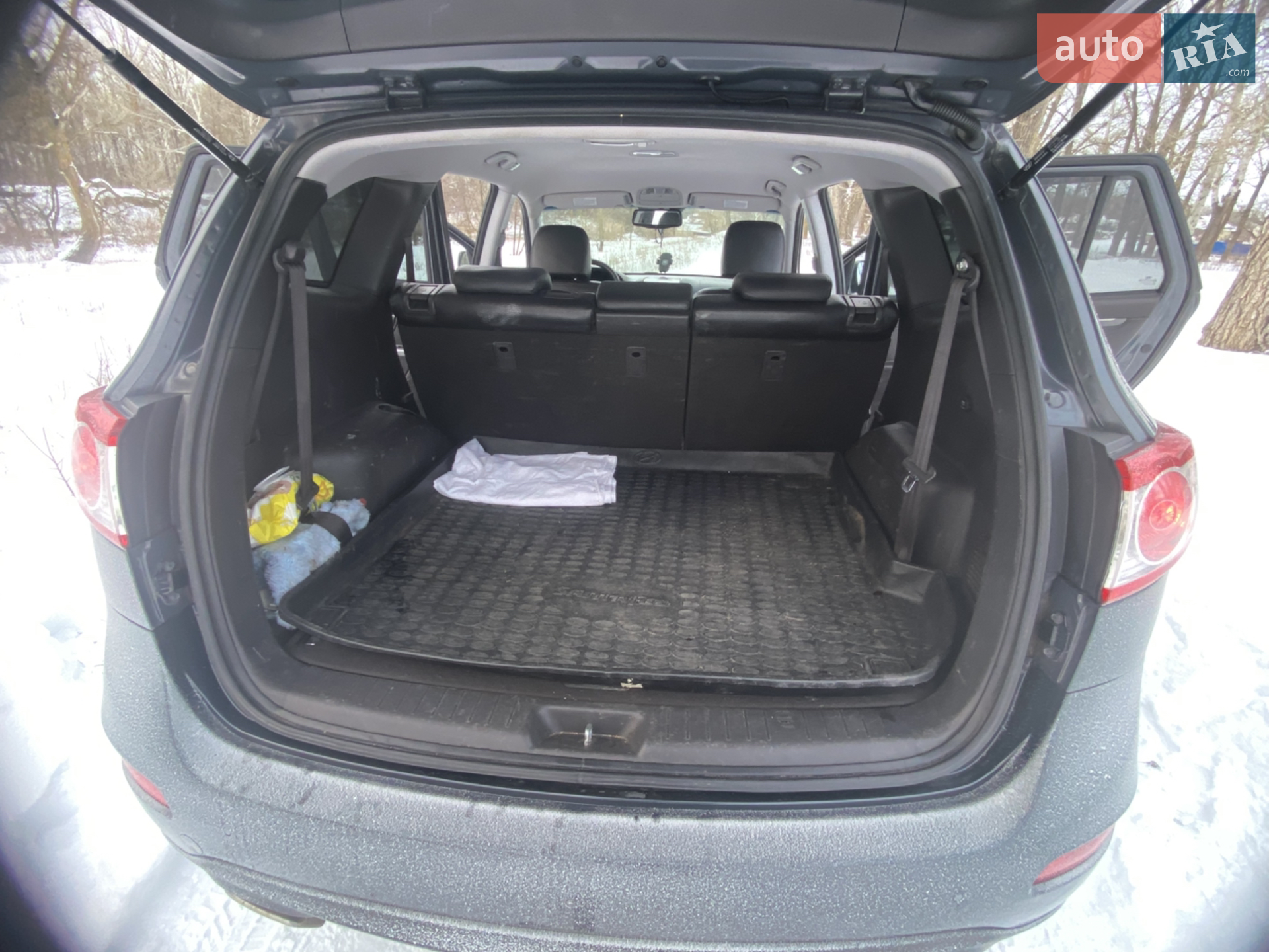 2011 Hyundai Santa Fe - мініатюра 8