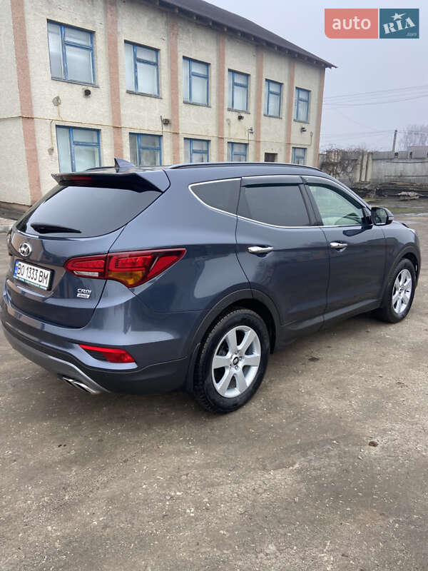 Позашляховик / Кросовер Hyundai Santa FE 2017 в Шумську