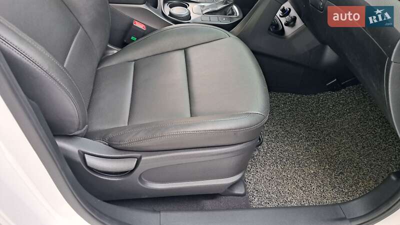 Внедорожник / Кроссовер Hyundai Santa FE 2013 в Киеве фото 21 Внедорожник / Кроссовер Hyundai Santa FE 2013 в Киеве