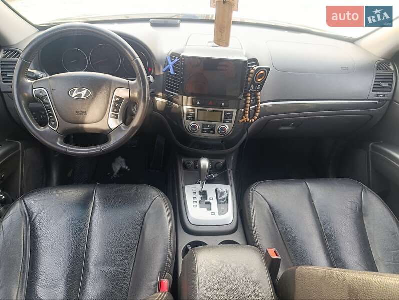 Позашляховик / Кросовер Hyundai Santa FE 2011 в Чернівцях фото 21 Позашляховик / Кросовер Hyundai Santa FE 2011 в Чернівцях