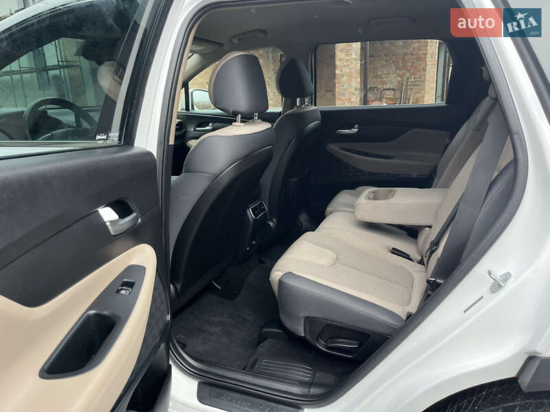 Внедорожник / Кроссовер Hyundai Santa FE 2023 в Львове