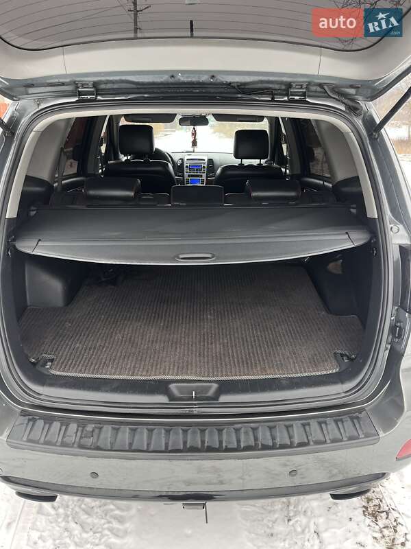 Внедорожник / Кроссовер Hyundai Santa FE 2006 в Мукачево