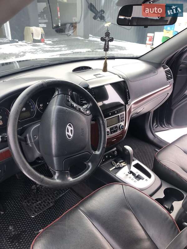Позашляховик / Кросовер Hyundai Santa FE 2006 в Рівному