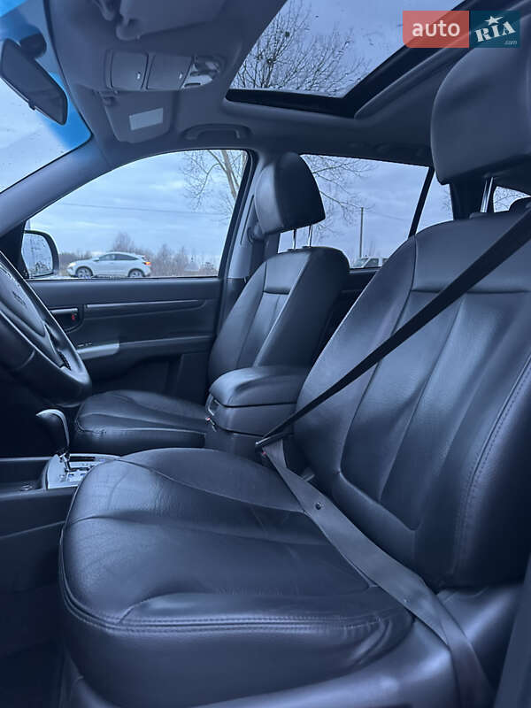 Внедорожник / Кроссовер Hyundai Santa FE 2010 в Луцке
