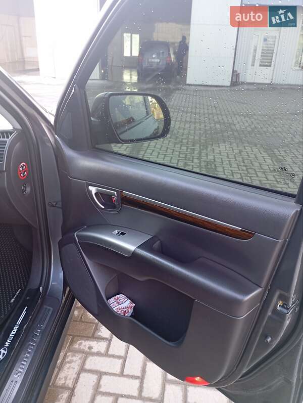 Позашляховик / Кросовер Hyundai Santa FE 2011 в Банилові