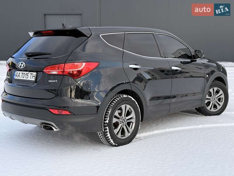 Позашляховик / Кросовер Hyundai Santa FE 2015 в Львові