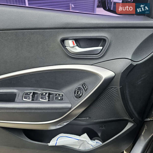 Внедорожник / Кроссовер Hyundai Santa FE 2013 в Одессе фото 13 Внедорожник / Кроссовер Hyundai Santa FE 2013 в Одессе