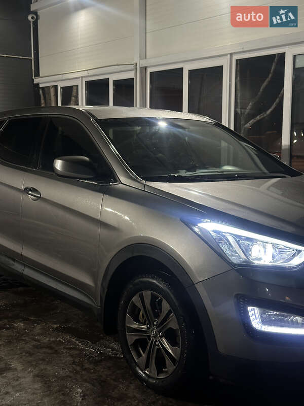 Внедорожник / Кроссовер Hyundai Santa FE 2013 в Кременчуге фото 14 Внедорожник / Кроссовер Hyundai Santa FE 2013 в Кременчуге