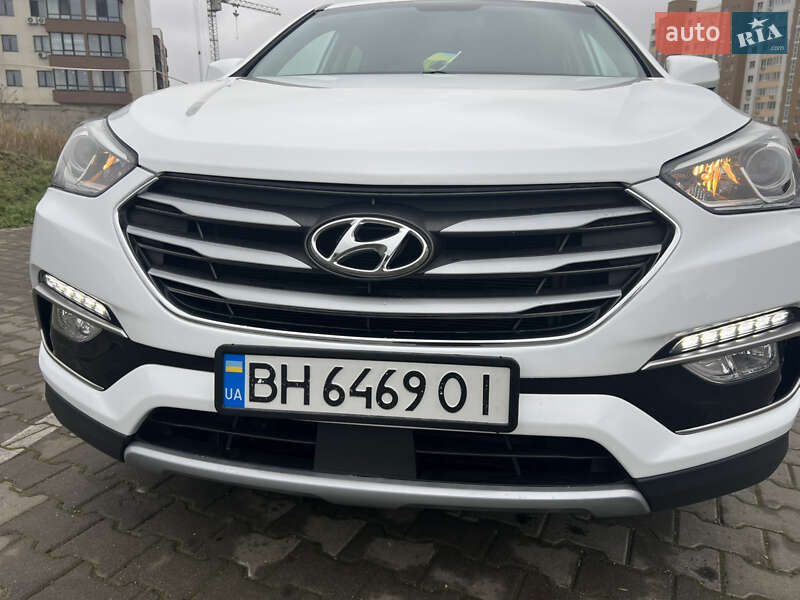 Позашляховик / Кросовер Hyundai Santa FE 2017 в Одесі