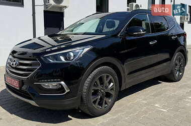 Позашляховик / Кросовер Hyundai Santa FE 2016 в Мукачевому