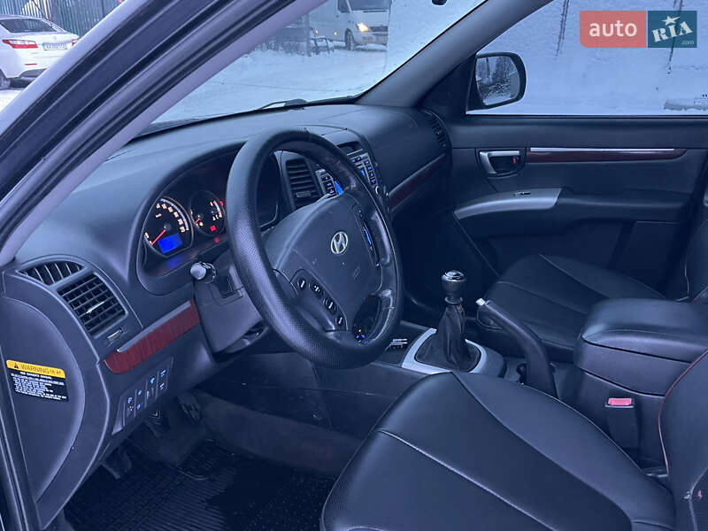 Внедорожник / Кроссовер Hyundai Santa FE 2009 в Мукачево