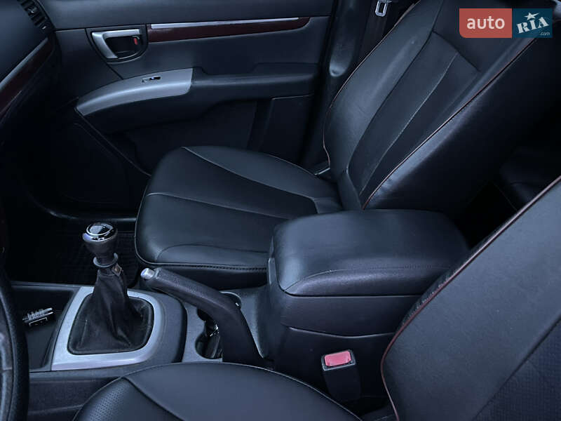 Внедорожник / Кроссовер Hyundai Santa FE 2009 в Мукачево