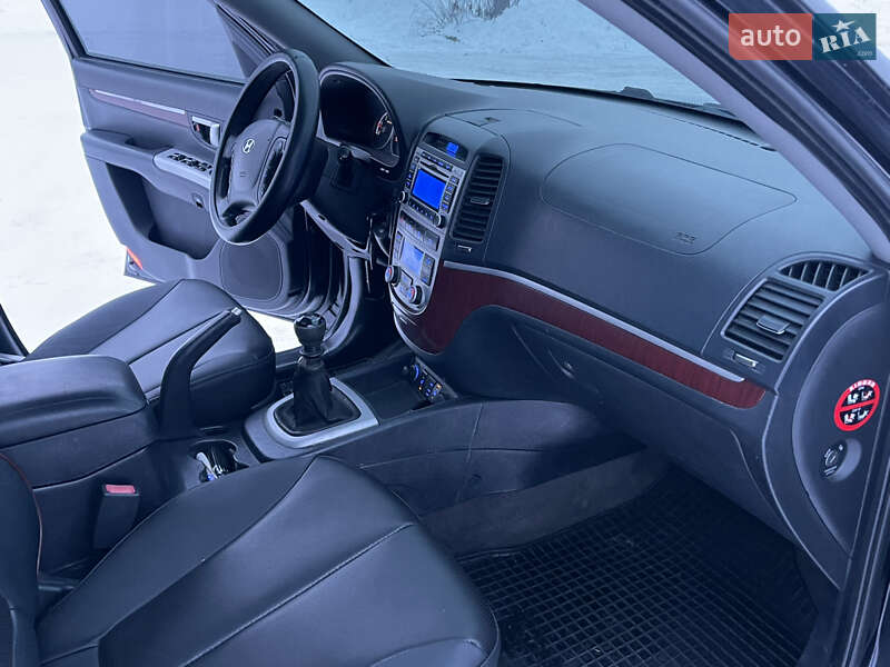 Внедорожник / Кроссовер Hyundai Santa FE 2009 в Мукачево