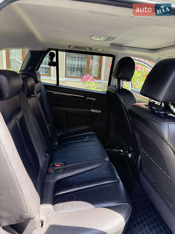 Внедорожник / Кроссовер Hyundai Santa FE 2010 в Снятине