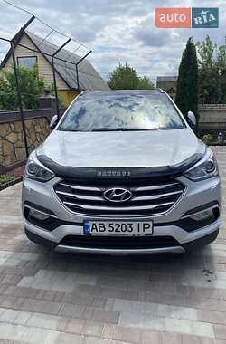Внедорожник / Кроссовер Hyundai Santa FE 2016 в Могилев-Подольске