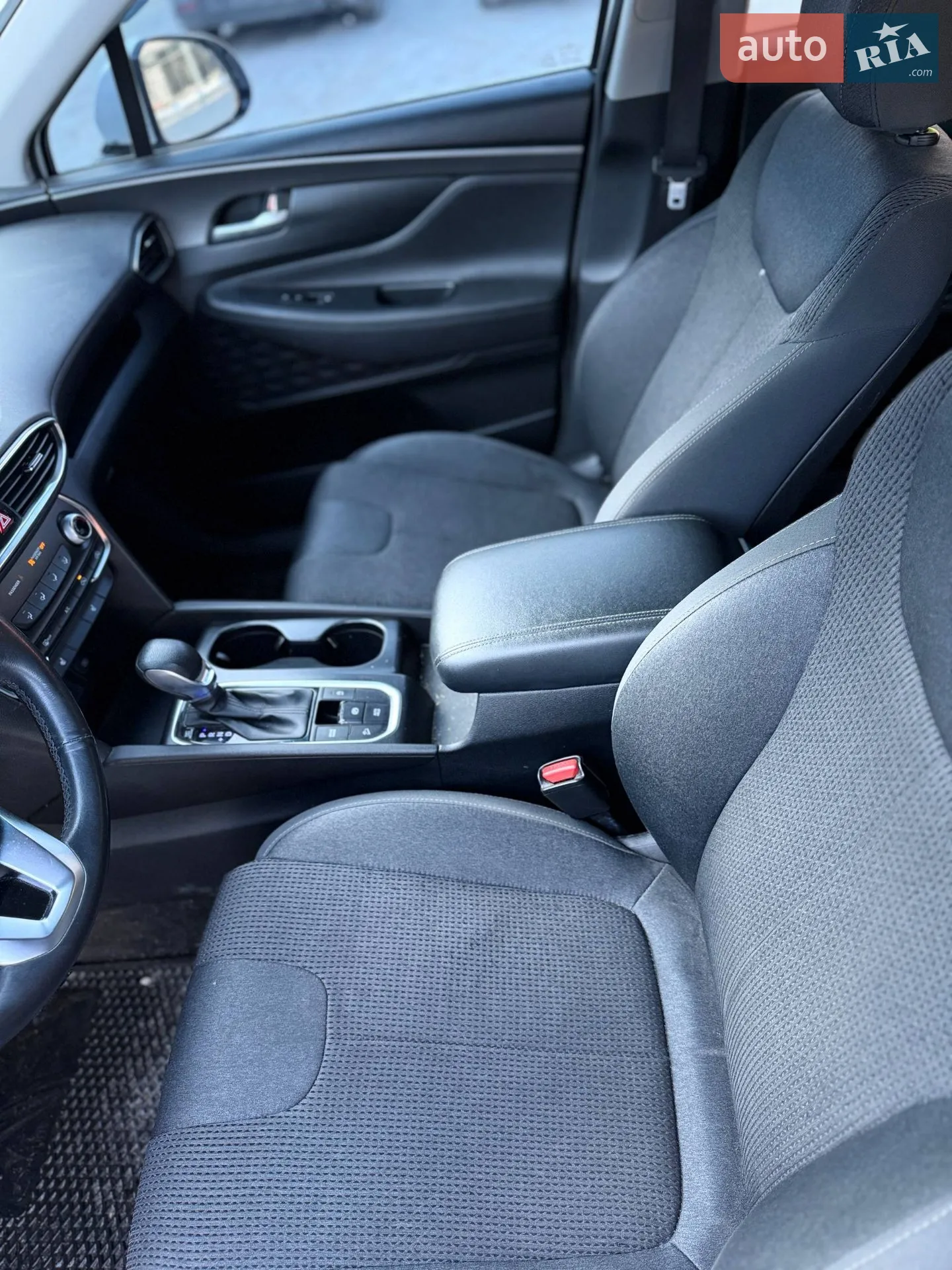 2020 Hyundai Santa Fe - мініатюра 18