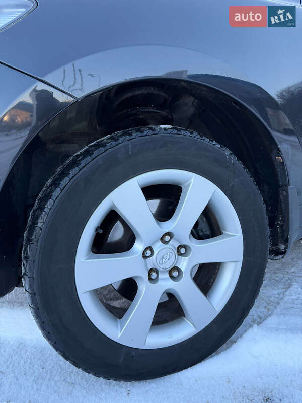 Позашляховик / Кросовер Hyundai Santa FE 2009 в Могилів-Подільському