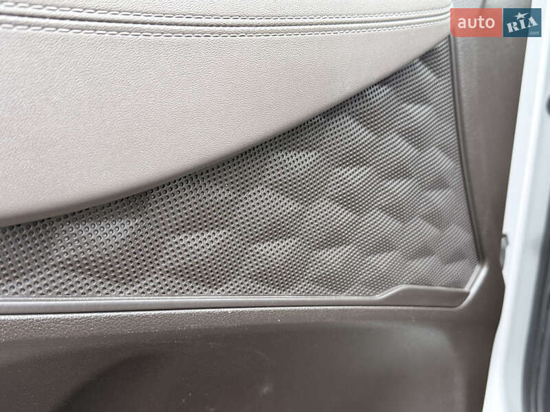 Внедорожник / Кроссовер Hyundai Santa FE 2019 в Одессе