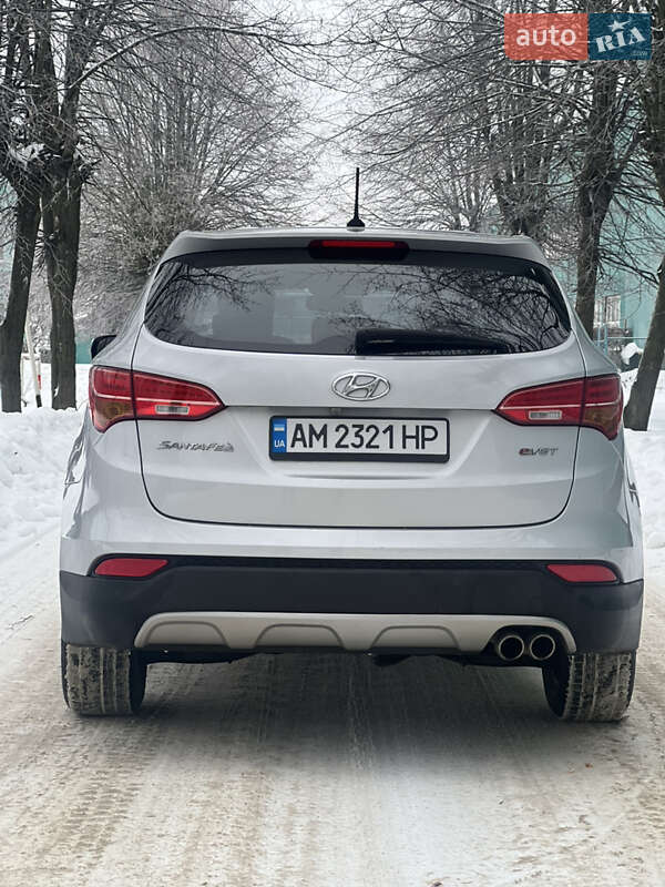 Внедорожник / Кроссовер Hyundai Santa FE 2013 в Житомире фото 9 Внедорожник / Кроссовер Hyundai Santa FE 2013 в Житомире