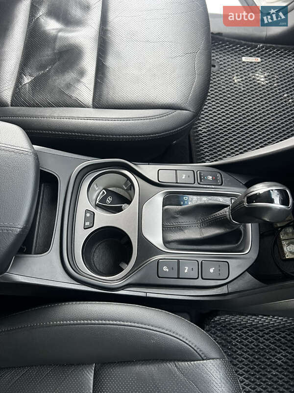 Внедорожник / Кроссовер Hyundai Santa FE 2013 в Житомире фото 18 Внедорожник / Кроссовер Hyundai Santa FE 2013 в Житомире