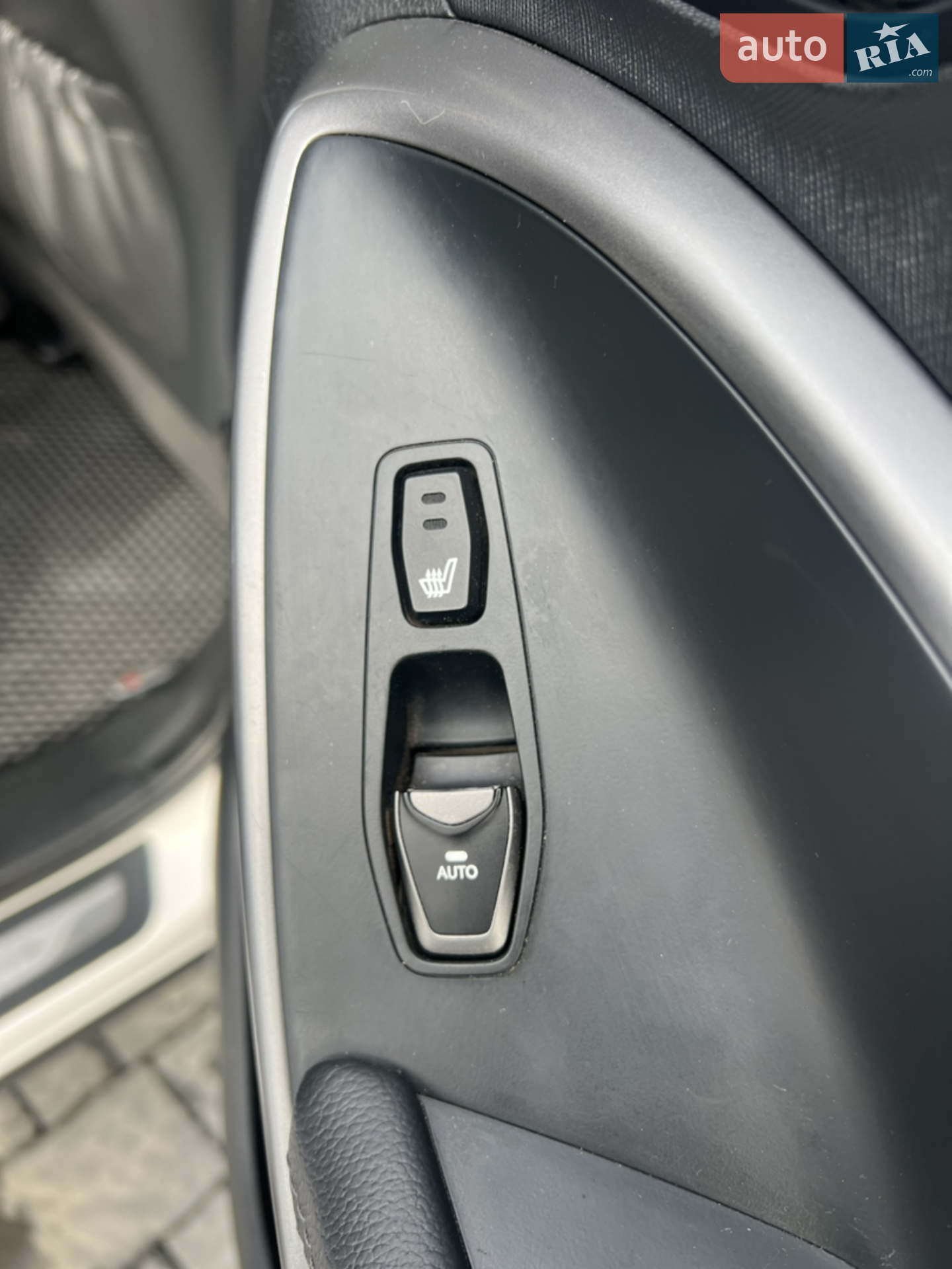 2014 Hyundai Santa Fe - мініатюра 20
