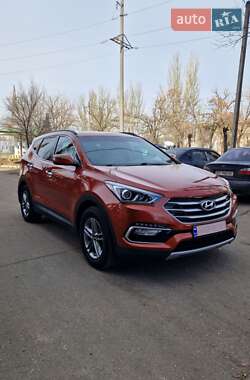 Позашляховик / Кросовер Hyundai Santa FE 2016 в Миколаєві