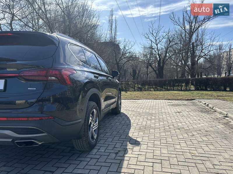 Внедорожник / Кроссовер Hyundai Santa FE 2023 в Николаеве