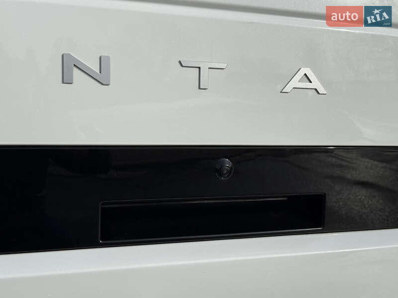 Внедорожник / Кроссовер Hyundai Santa FE 2024 в Киеве