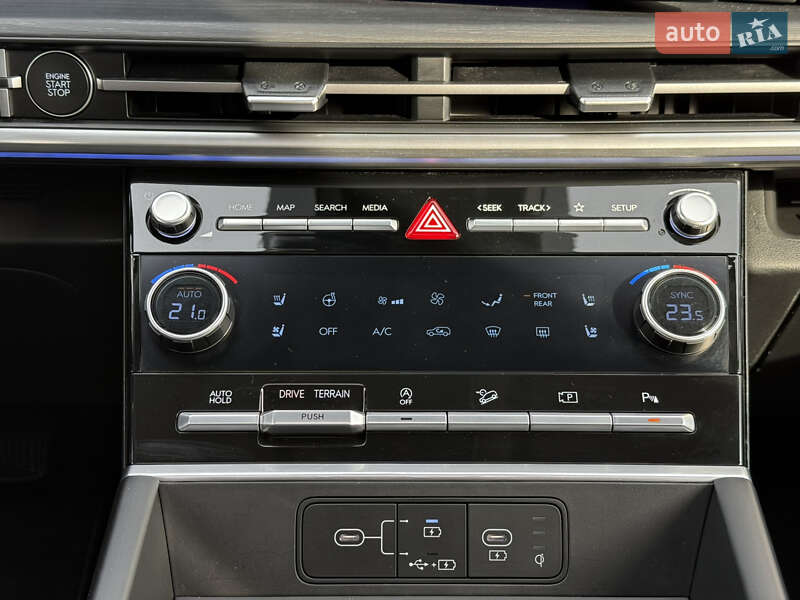 Внедорожник / Кроссовер Hyundai Santa FE 2024 в Киеве