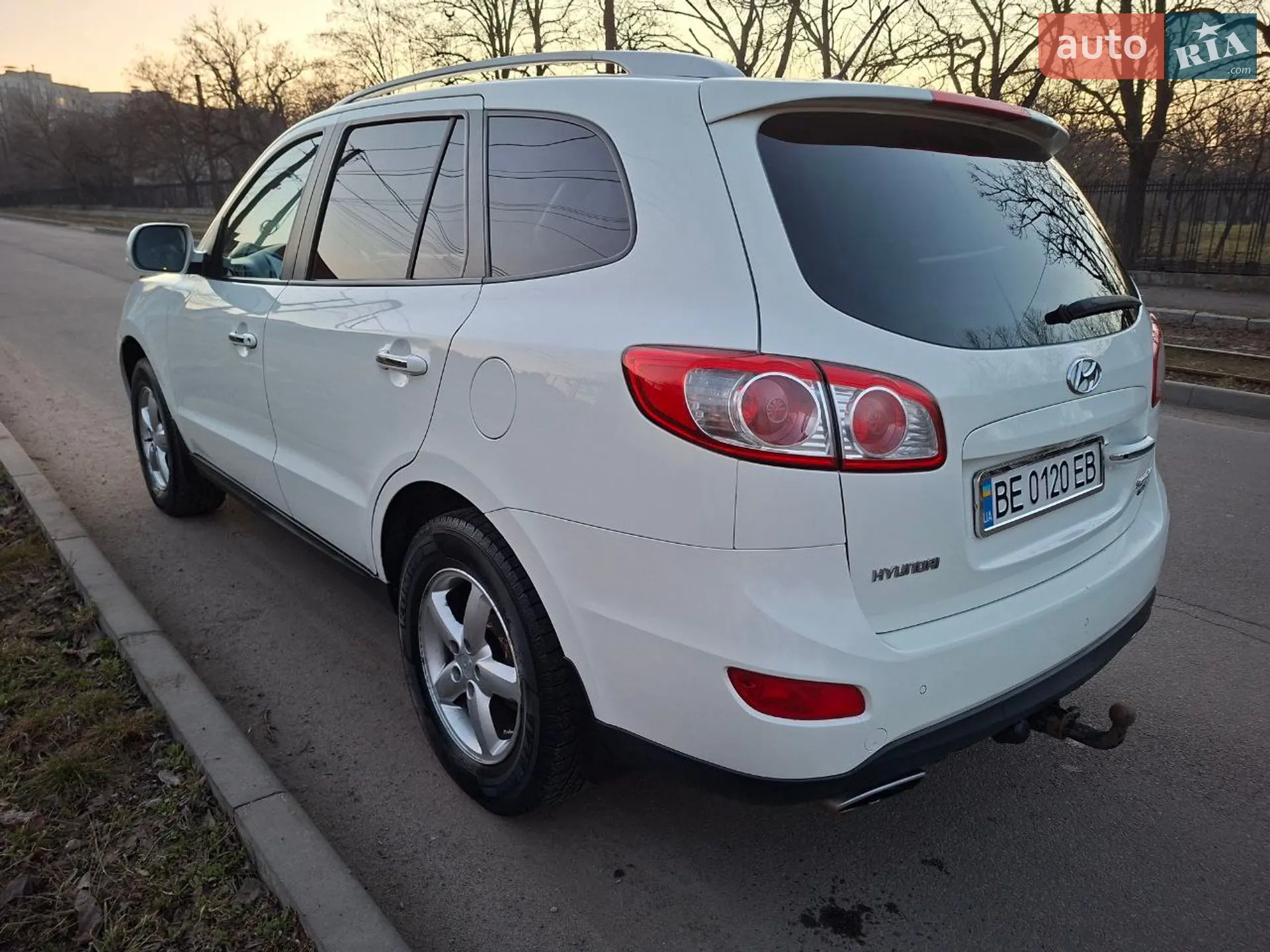 2010 Hyundai Santa Fe - мініатюра 9