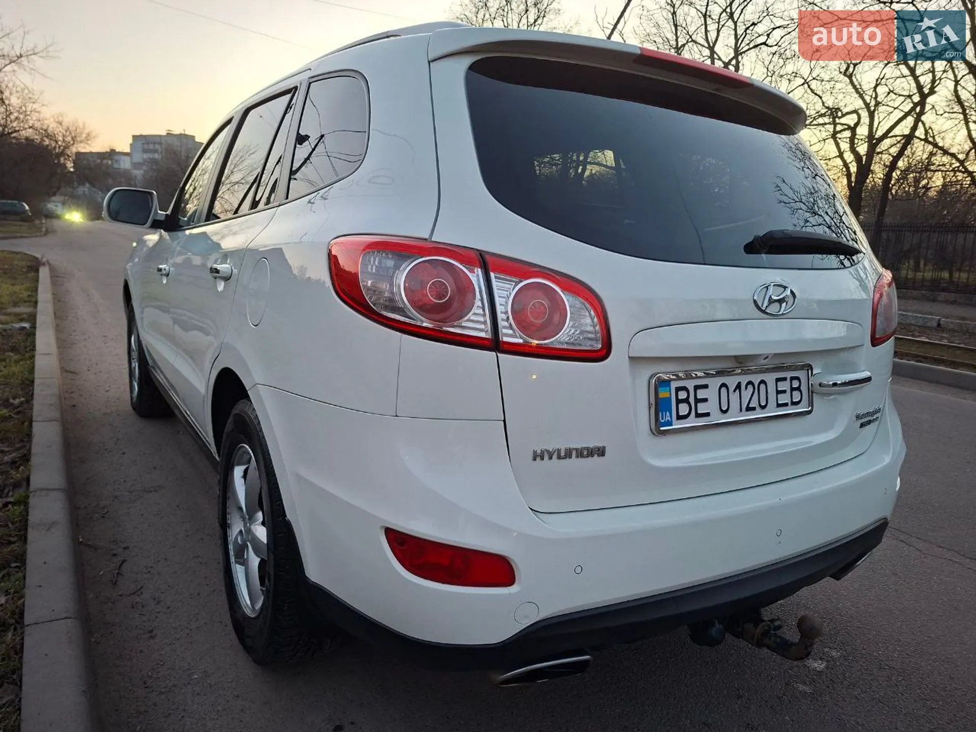 2010 Hyundai Santa Fe - мініатюра 11
