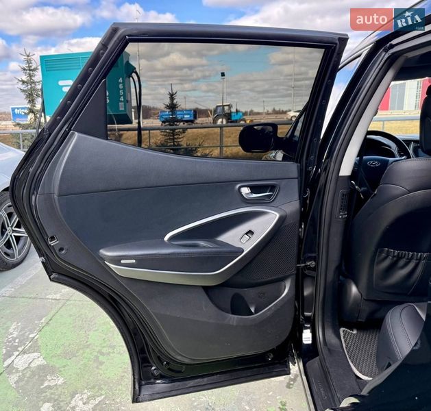 Внедорожник / Кроссовер Hyundai Santa FE 2013 в Киеве