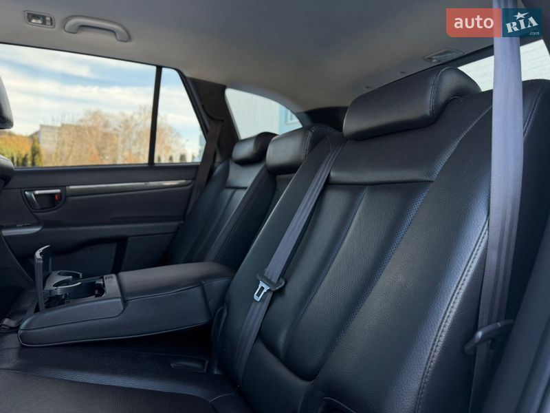 Внедорожник / Кроссовер Hyundai Santa FE 2012 в Луцке