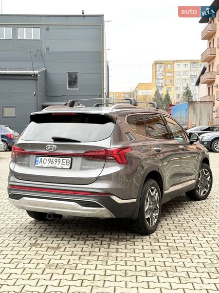 Внедорожник / Кроссовер Hyundai Santa FE 2021 в Ужгороде
