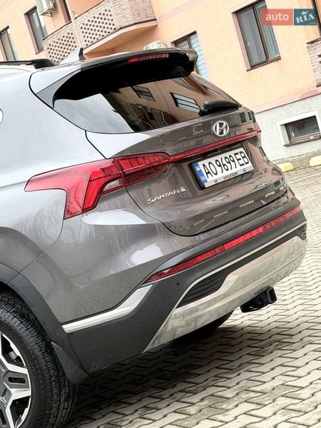 Внедорожник / Кроссовер Hyundai Santa FE 2021 в Ужгороде