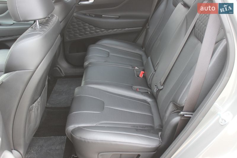 Внедорожник / Кроссовер Hyundai Santa FE 2018 в Днепре