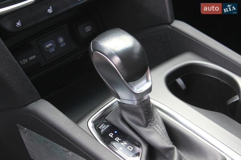 Внедорожник / Кроссовер Hyundai Santa FE 2018 в Днепре