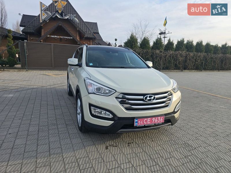 Внедорожник / Кроссовер Hyundai Santa FE 2014 в Стрые