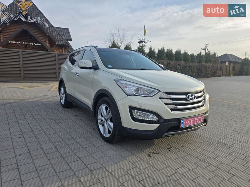 Внедорожник / Кроссовер Hyundai Santa FE 2014 в Стрые