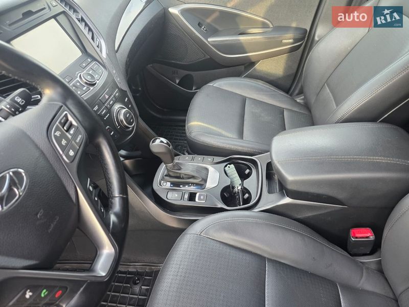 Внедорожник / Кроссовер Hyundai Santa FE 2014 в Стрые